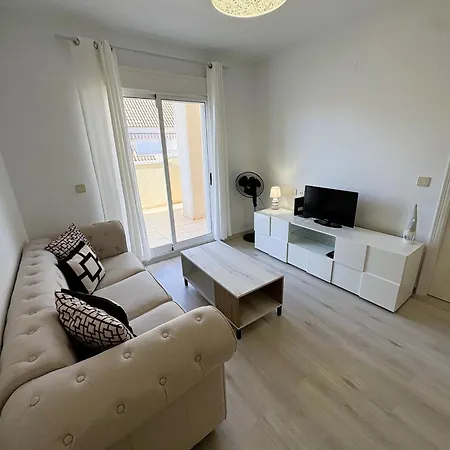 Seaside Apartment *